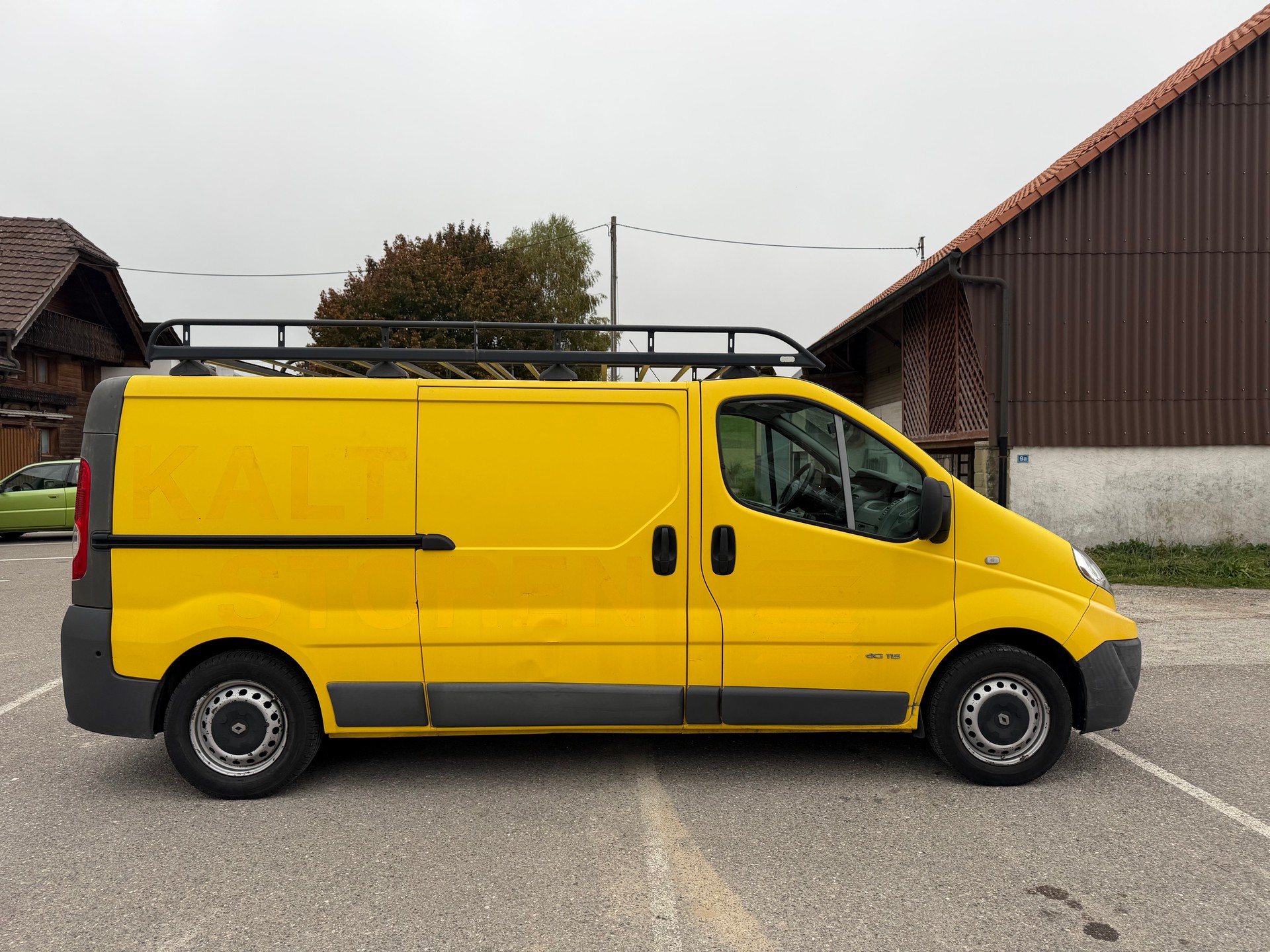 RENAULT Trafic 2.0 dCi 115 2.9t L1H1-image-3