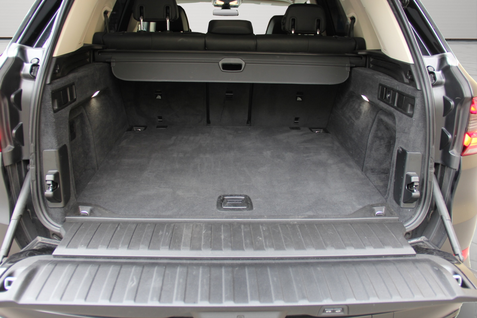 BMW X5 xDrive 30d Steptronic-image-15