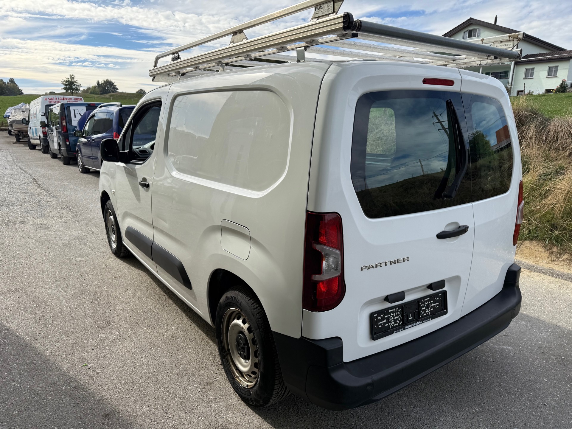 PEUGEOT Partner 1.2 Pure Tech s/s Asphalt 650kg-image-2