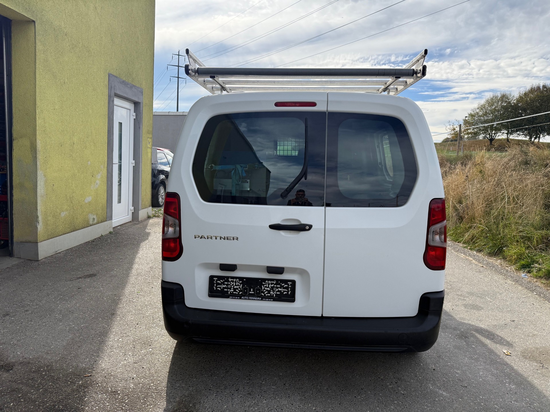 PEUGEOT Partner 1.2 Pure Tech s/s Asphalt 650kg-image-4