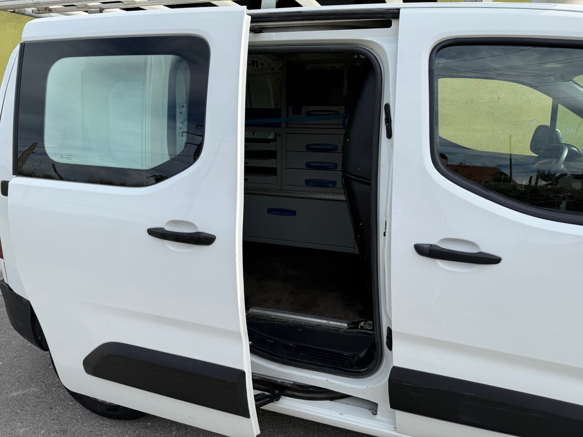 PEUGEOT Partner 1.2 Pure Tech s/s Asphalt 650kg-image-13