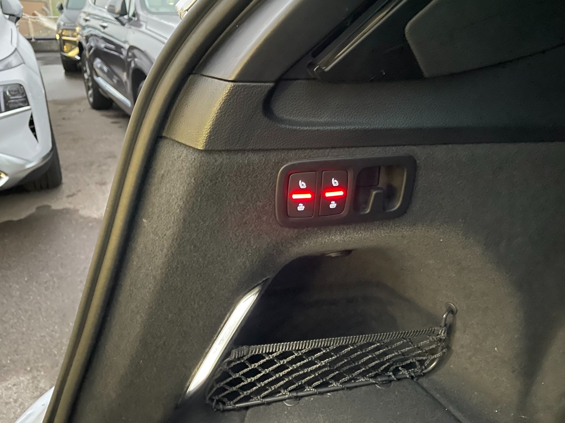 AUDI Q7 3.0 TDI quattro tiptronic-image-4