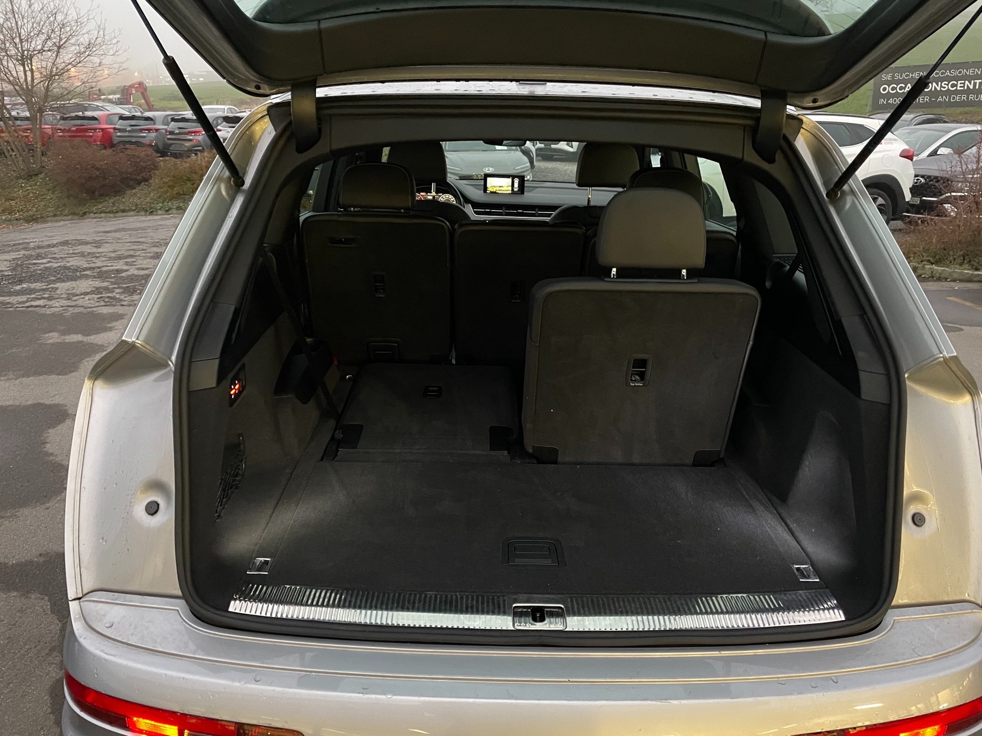AUDI Q7 3.0 TDI quattro tiptronic-image-10