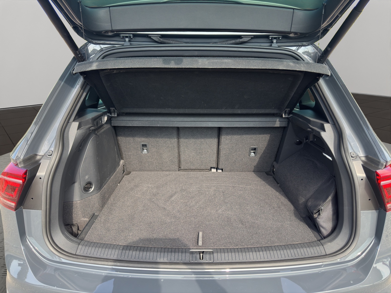 VW Tiguan 1.4TSI PHEV Elegance DSG-image-5