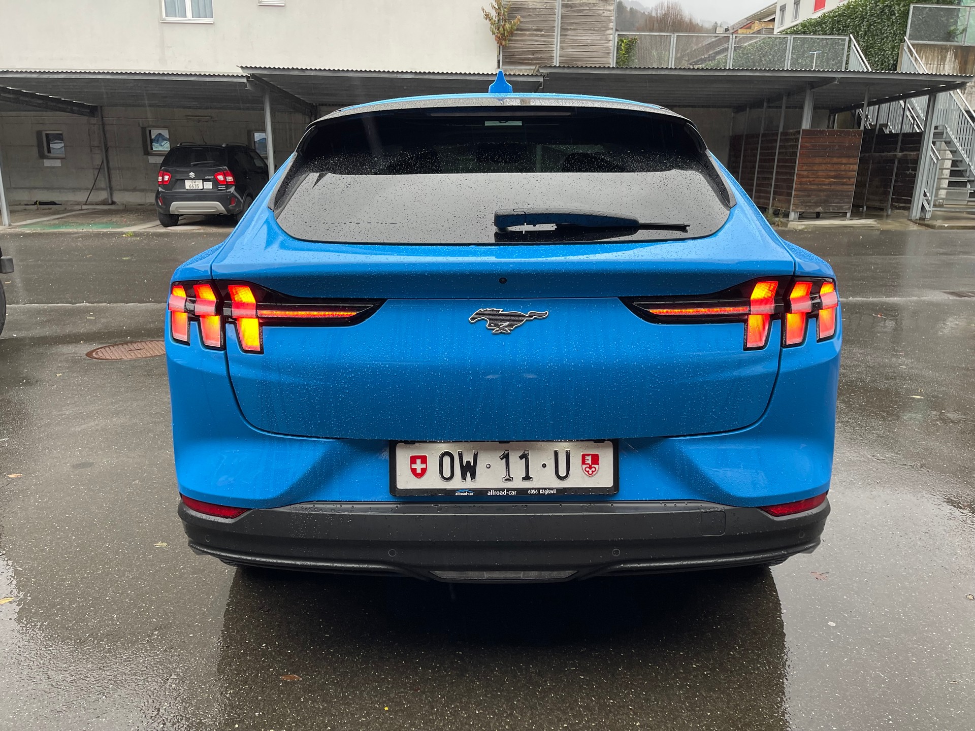 FORD Mustang MACH-E Premium RWD 99 kWh-image-3