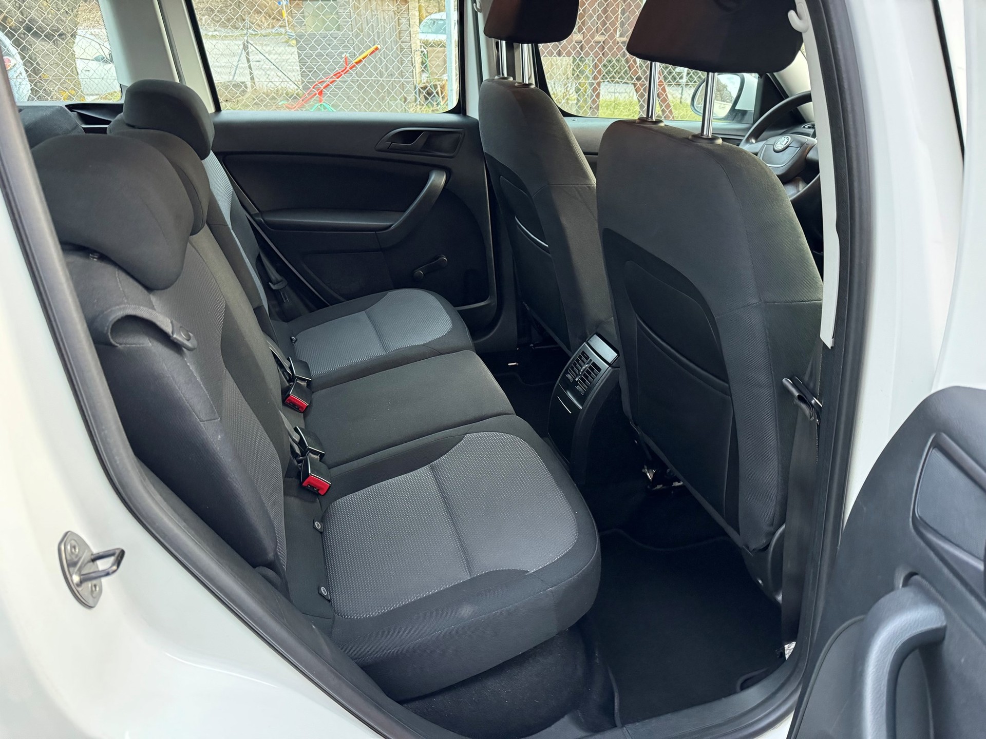 SKODA Yeti 1.8 TSI Ambition 4x4-image-10