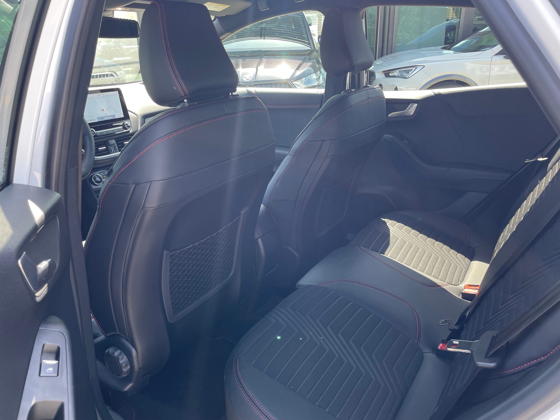 FORD Puma 1.0MHEV ST-Line X Au-image-18