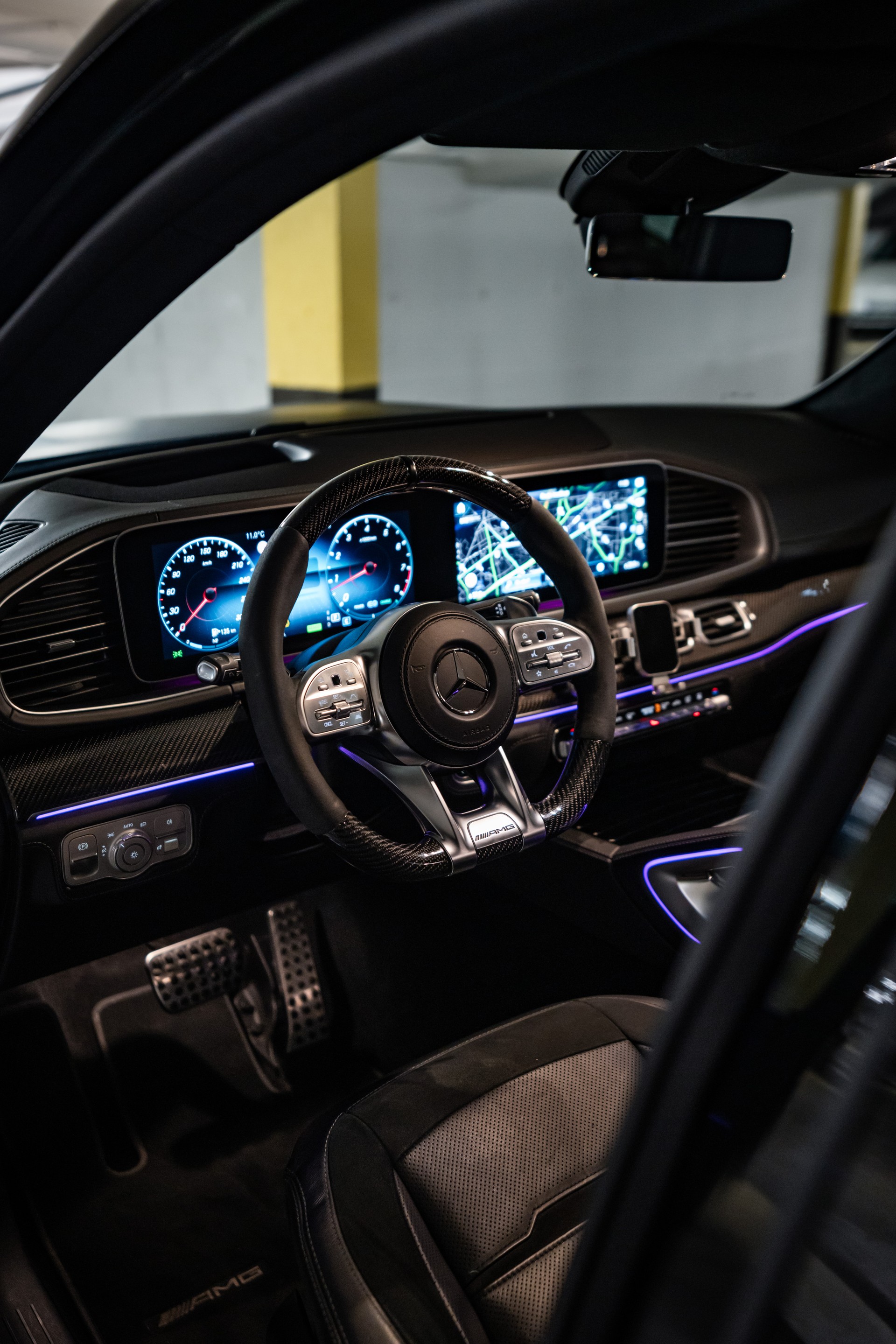 MERCEDES-BENZ GLS 63 4Matic+ TCT 9G-image-4