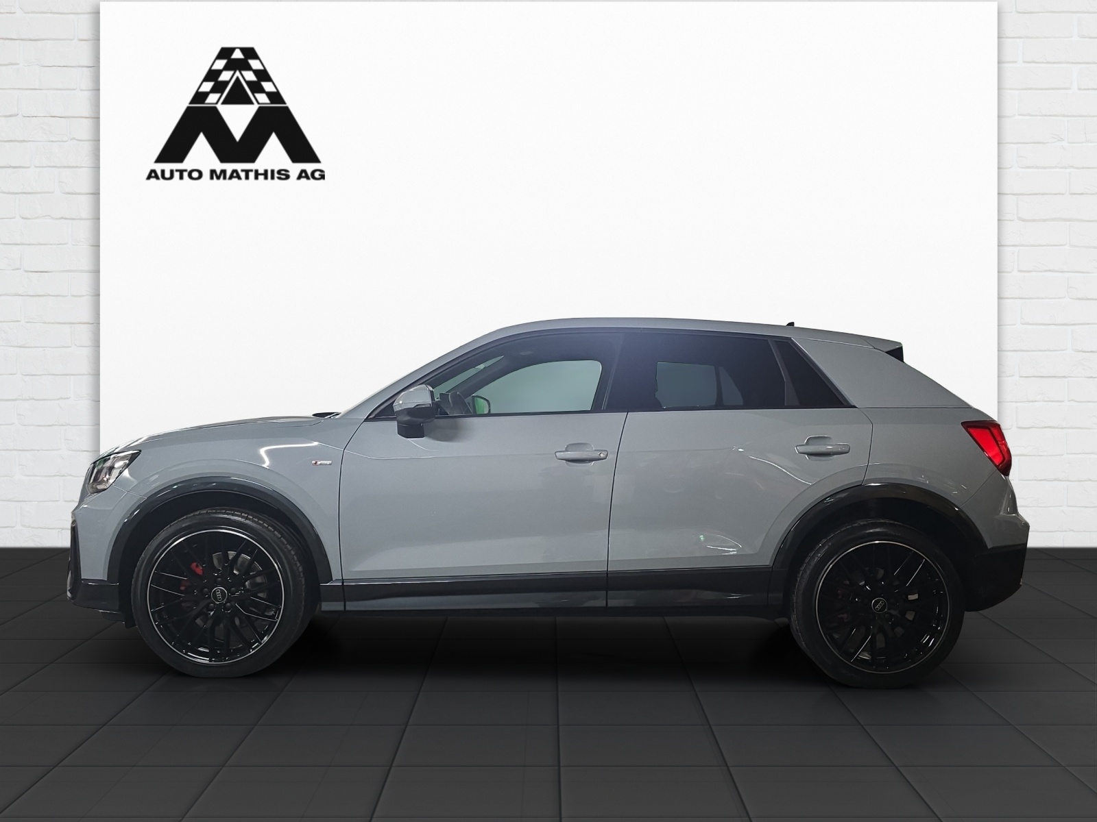 AUDI Q2 40 TFSI S line Attraction quattro S-tronic-image-2
