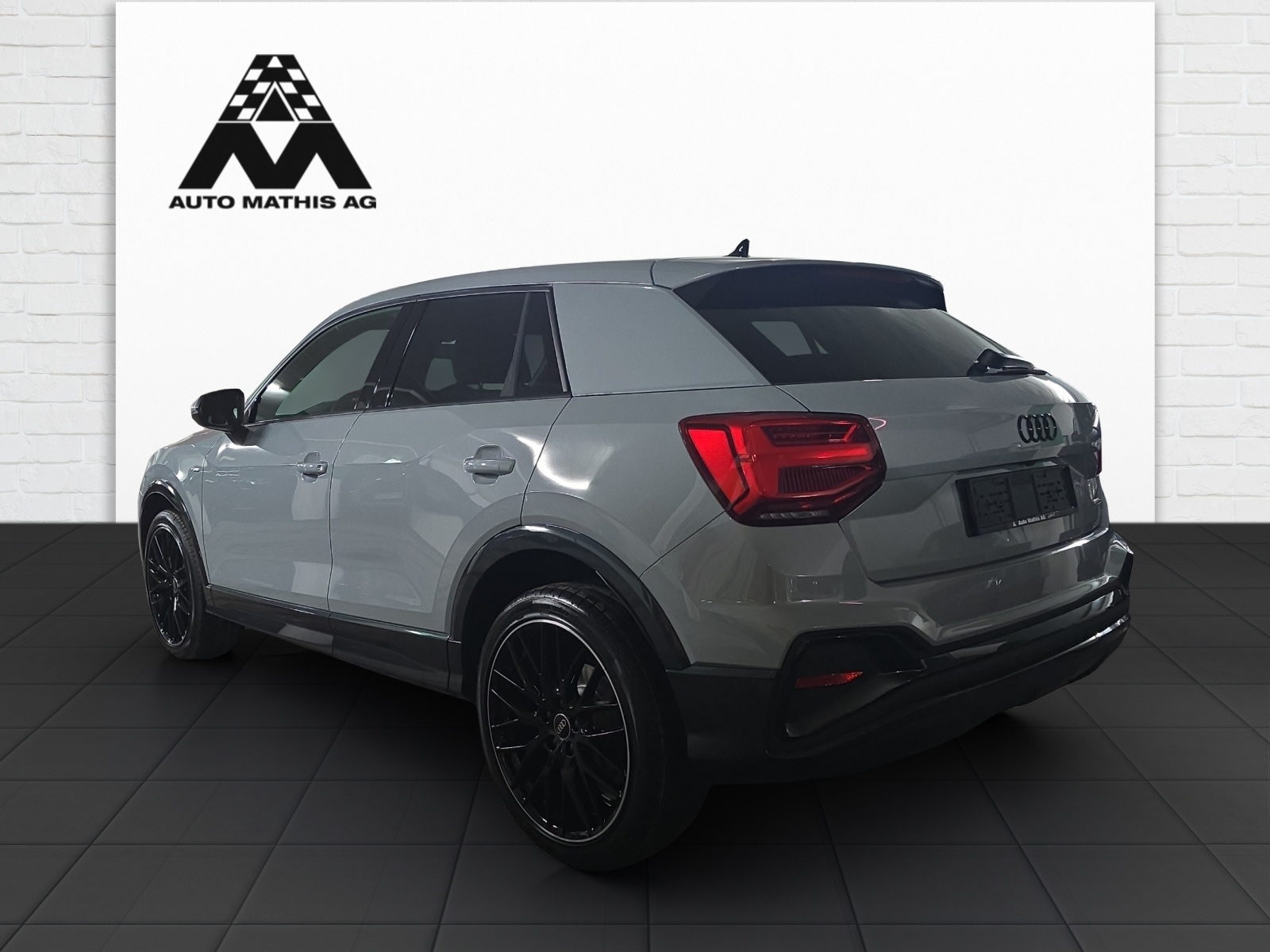 AUDI Q2 40 TFSI S line Attraction quattro S-tronic-image-3