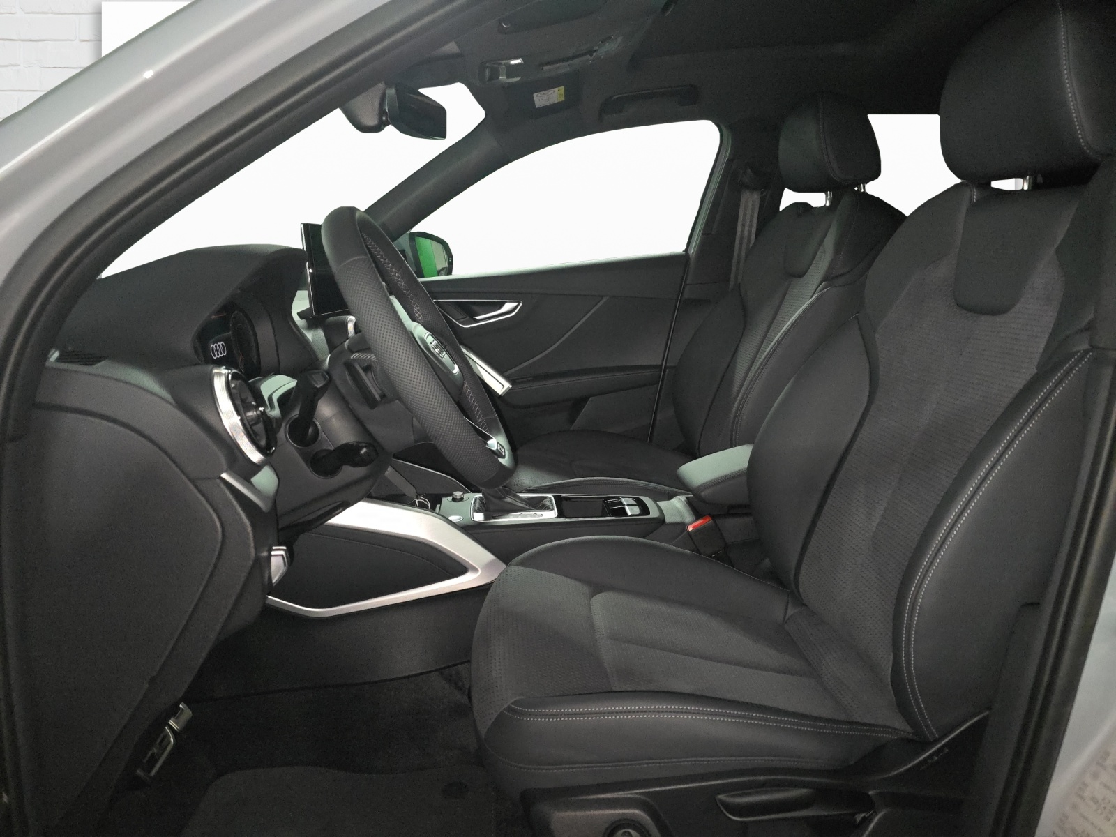 AUDI Q2 40 TFSI S line Attraction quattro S-tronic-image-4