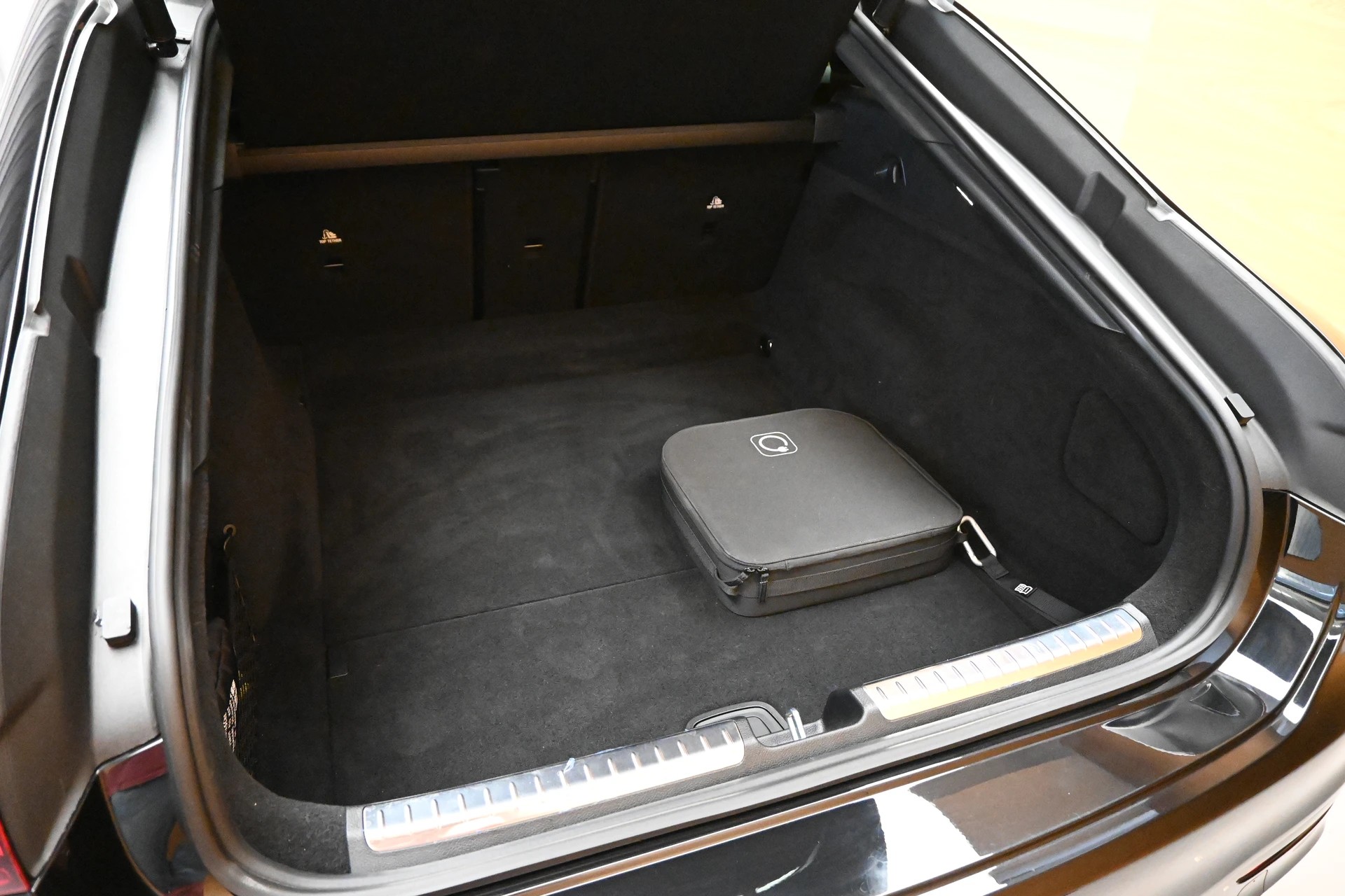 MERCEDES-BENZ EQS 53 4M+-image-21