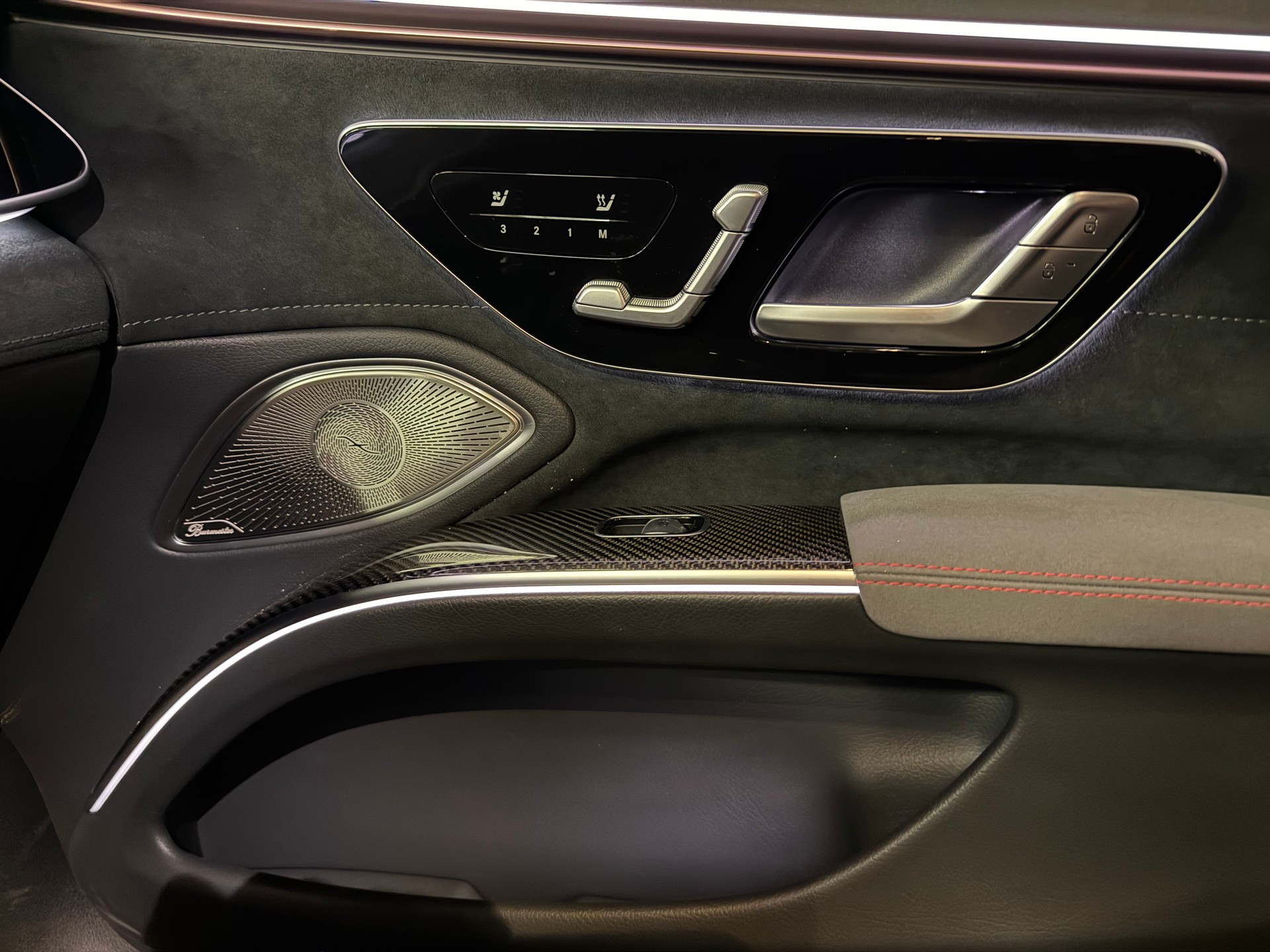 MERCEDES-BENZ EQS 53 4M+-image-19