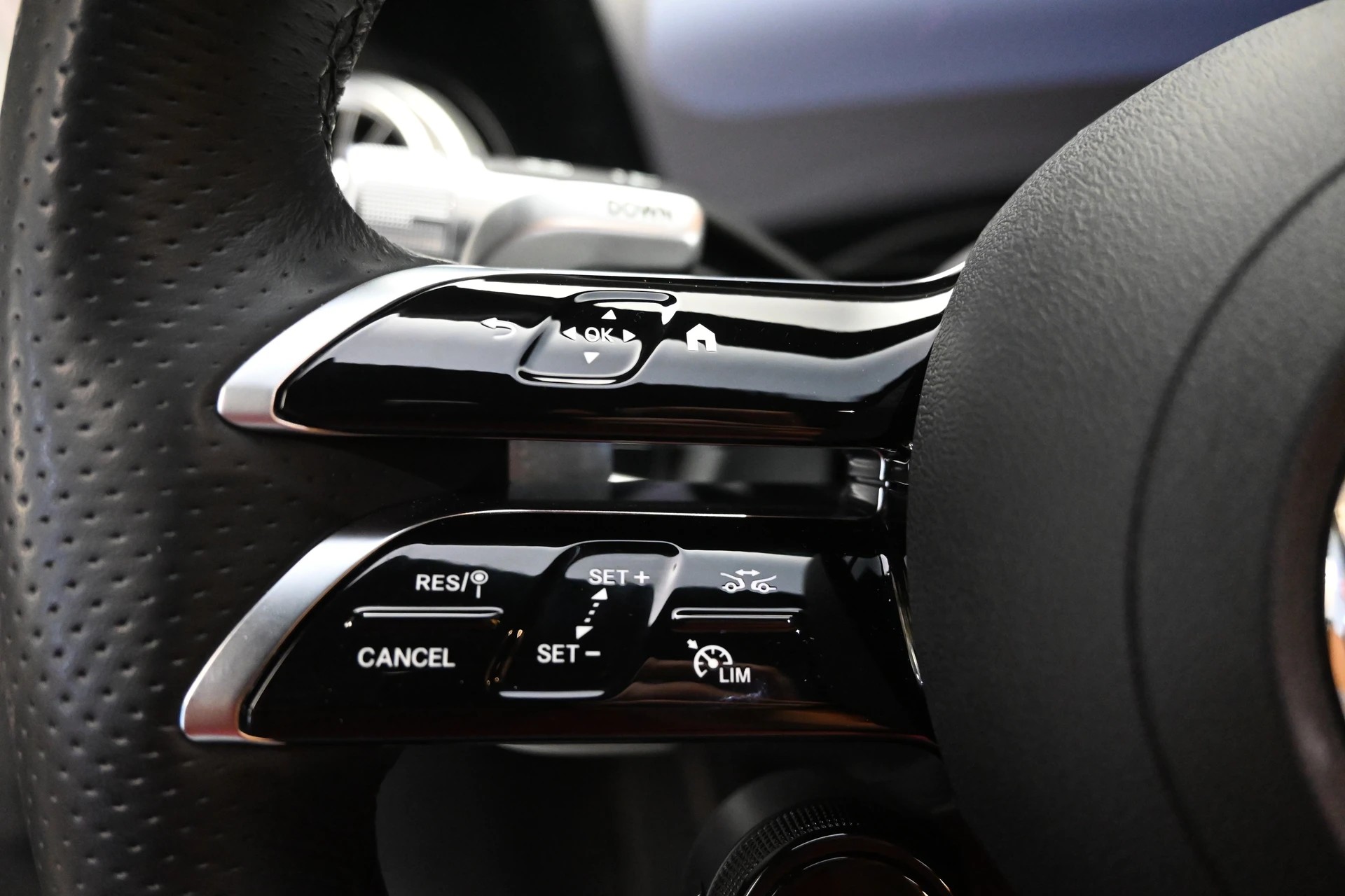 MERCEDES-BENZ EQS 53 4M+-image-17