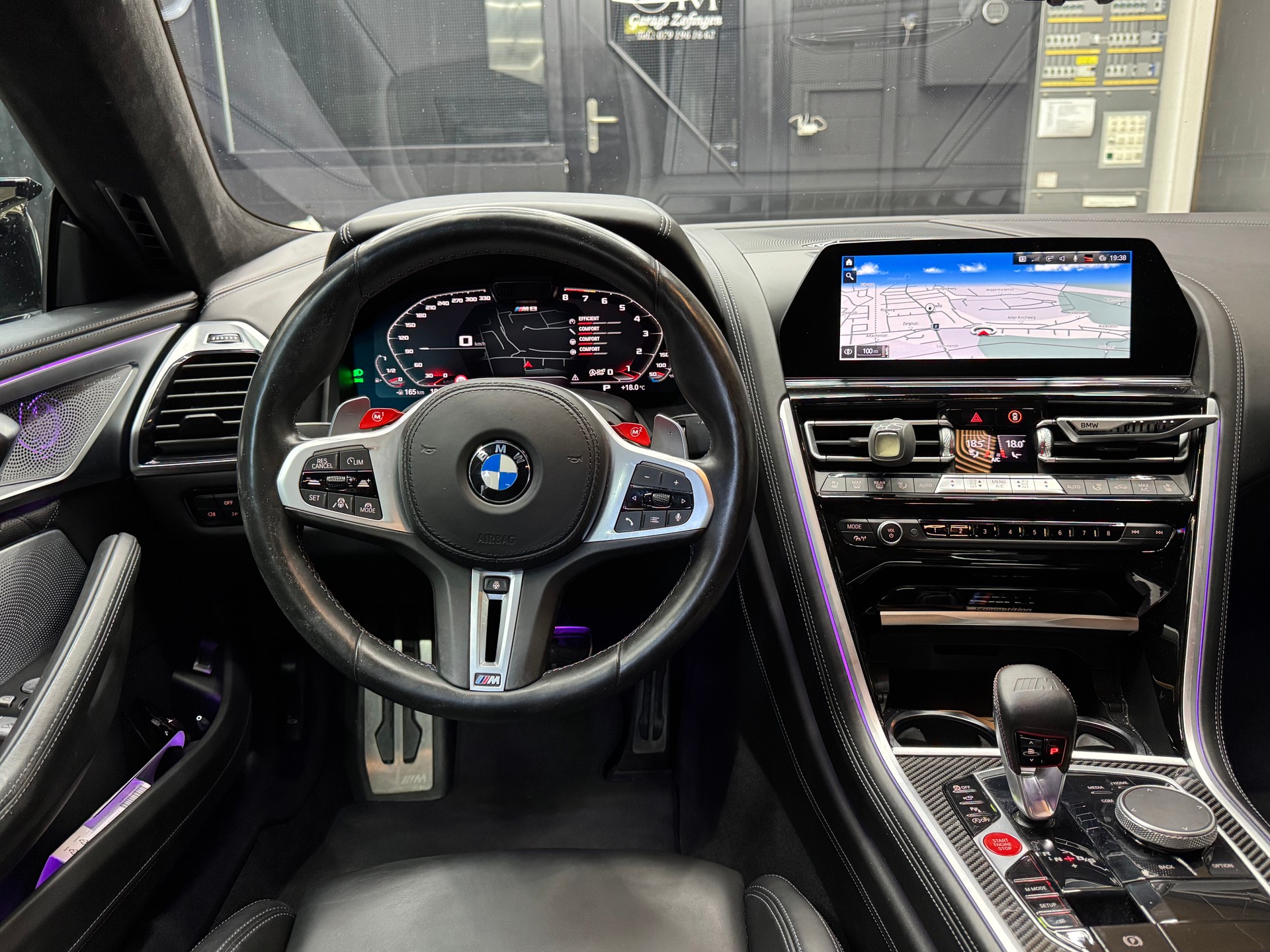 BMW M8 xDrive M Competition Steptronic-image-7