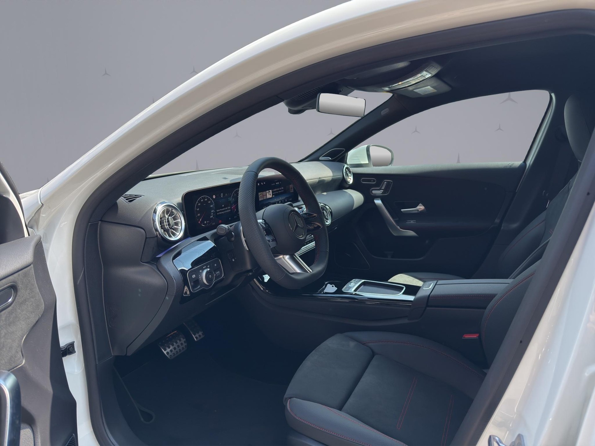 MERCEDES-BENZ A 250 AMG Line 4m-image-7