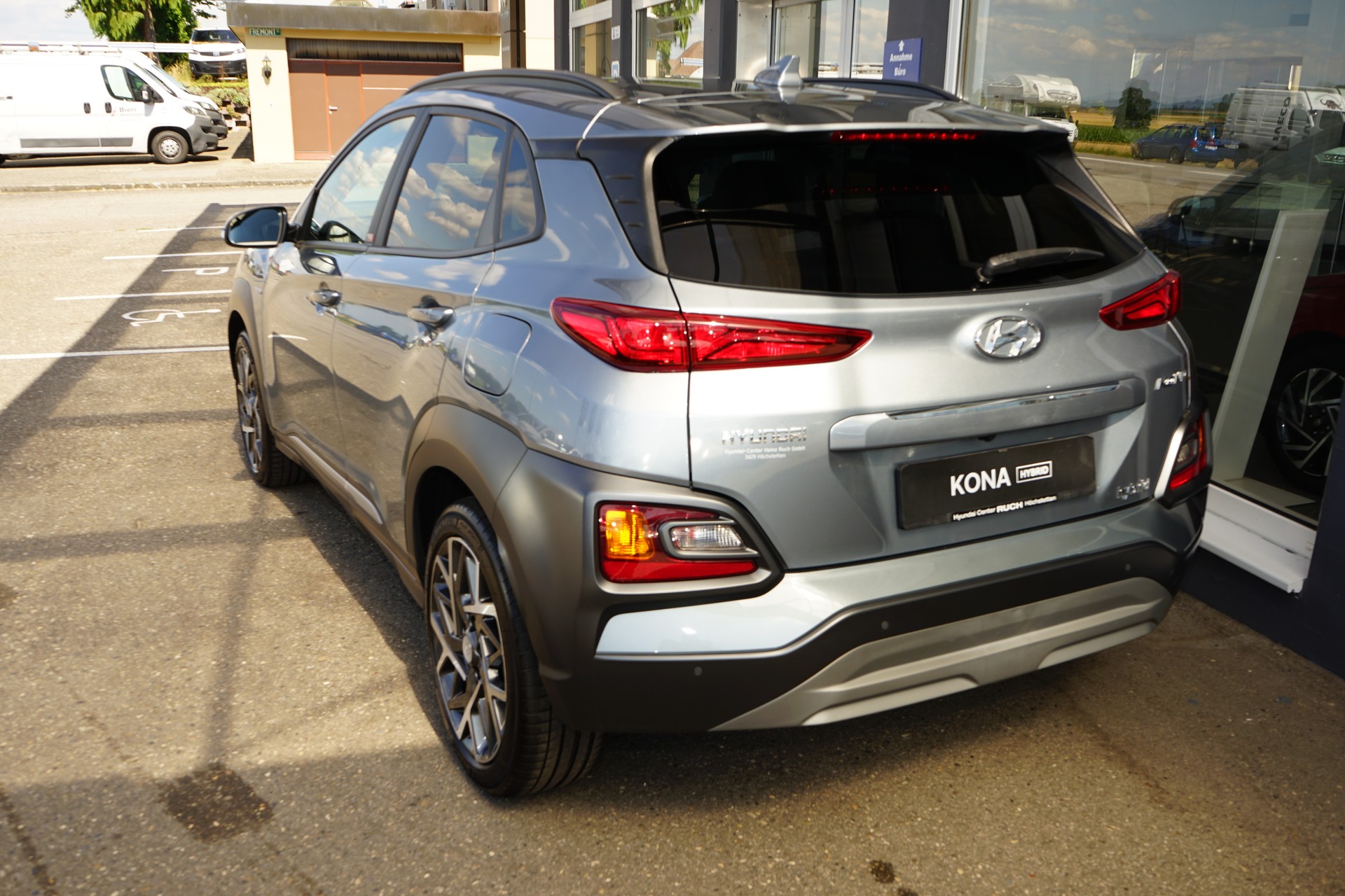 HYUNDAI Kona 1.6 GDi HEV Amplia DCT-image-4