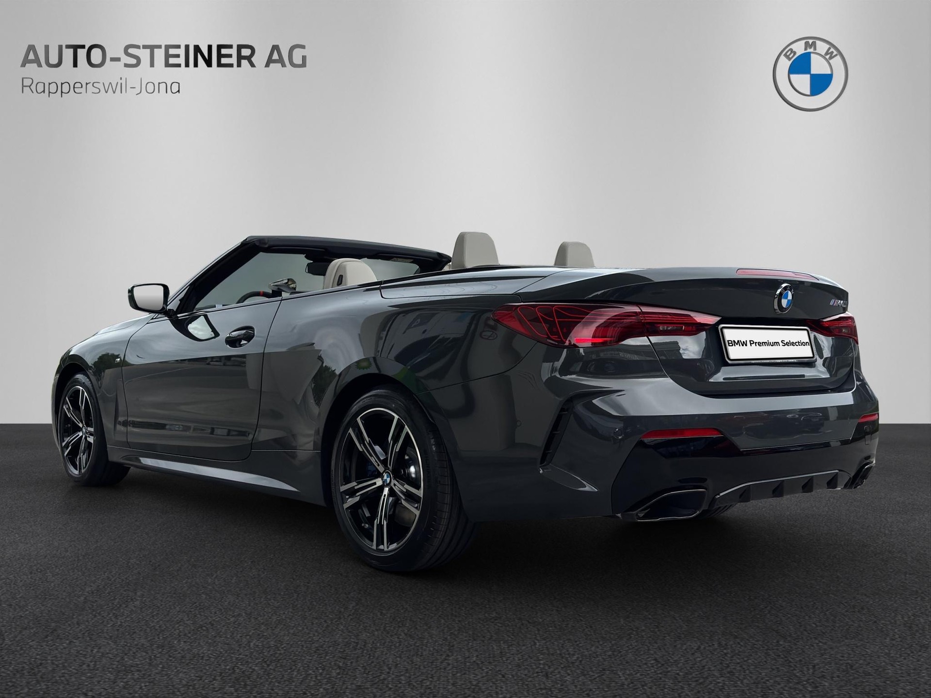 BMW M440i xDrive Cabrio-image-2