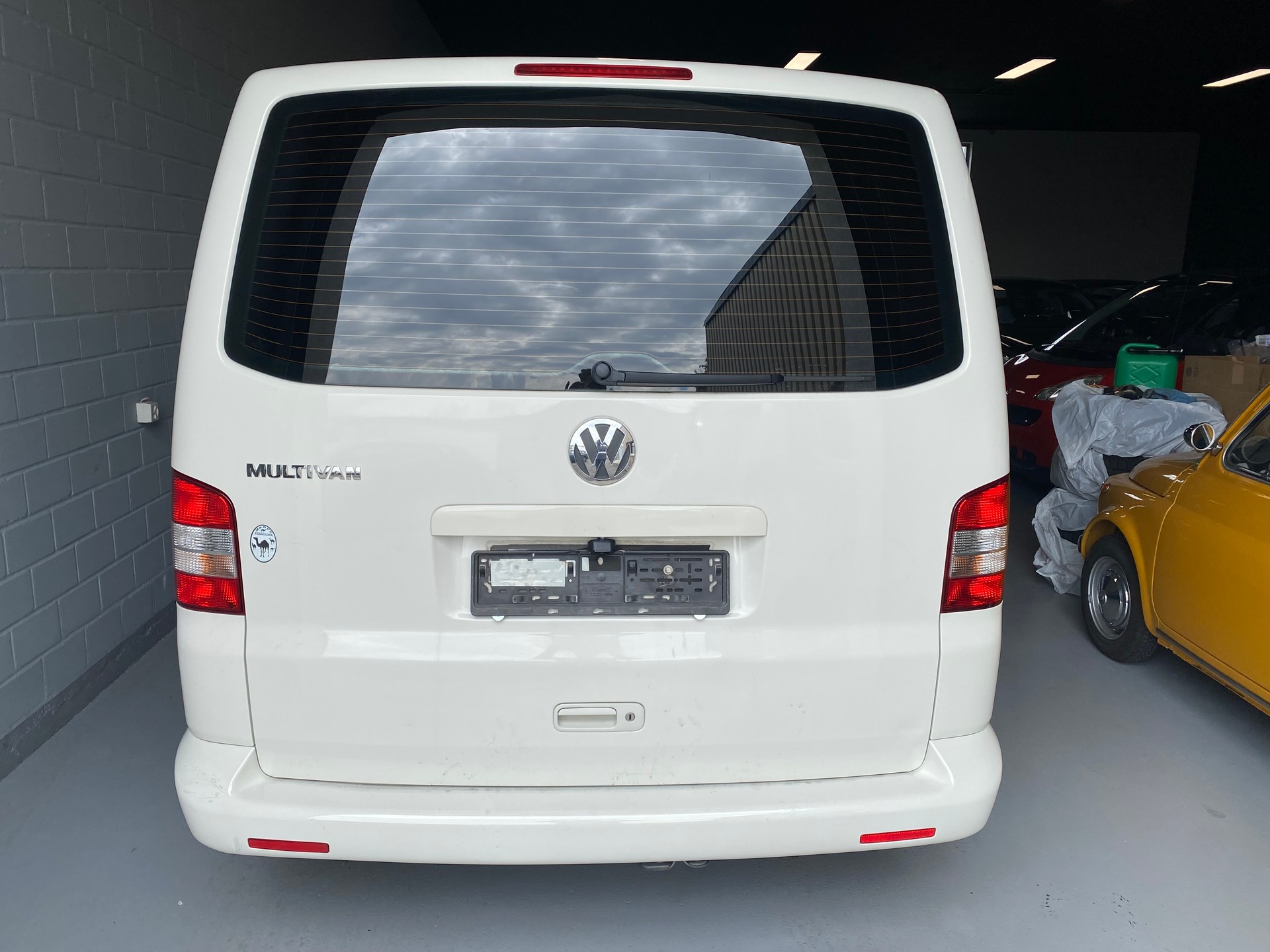 VW T5 Multivan Comfortline 2.5 TDI-image-5