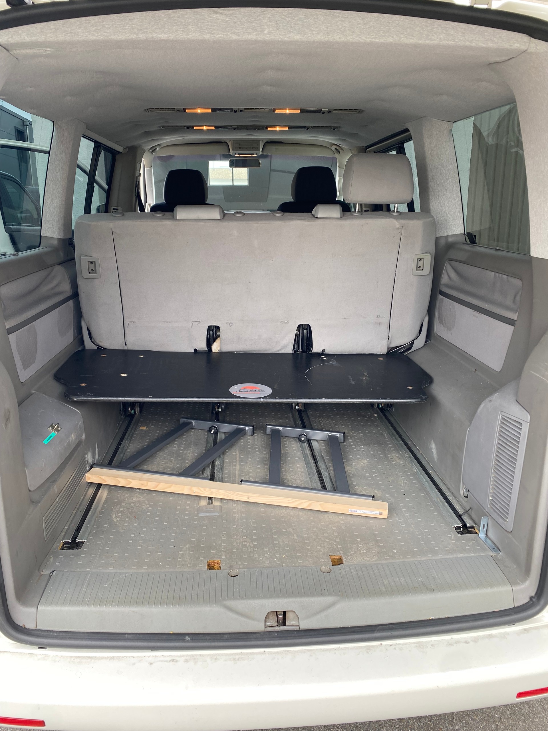 VW T5 Multivan Comfortline 2.5 TDI-image-10