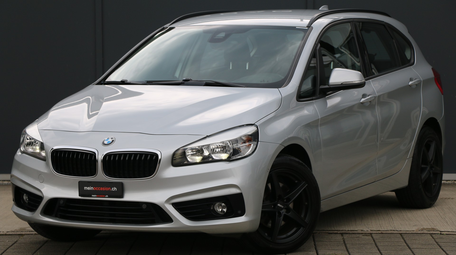 BMW 218d Active Tourer Sport-image-0