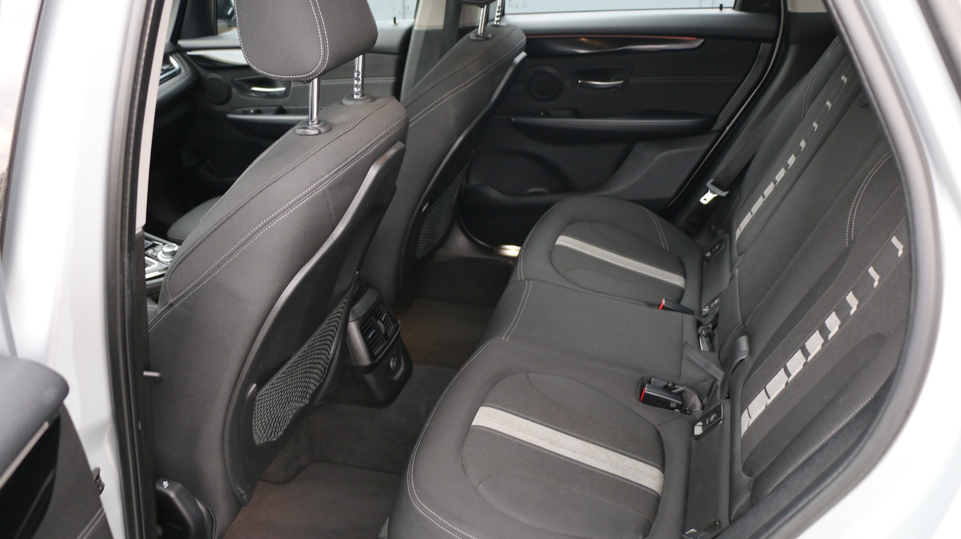 BMW 218d Active Tourer Sport-image-12