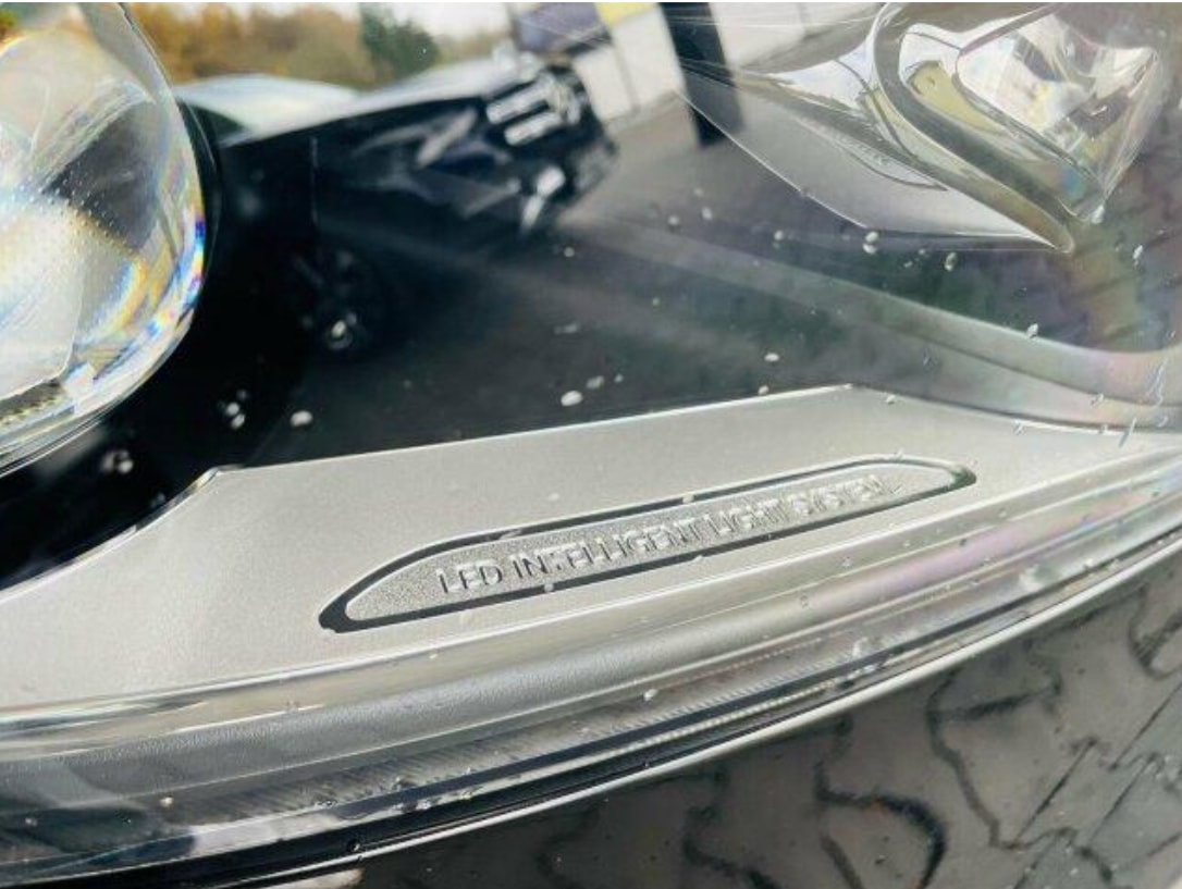 MERCEDES-BENZ V 300 d 4M L 9G-Tronic Avantgarde Edition-image-21