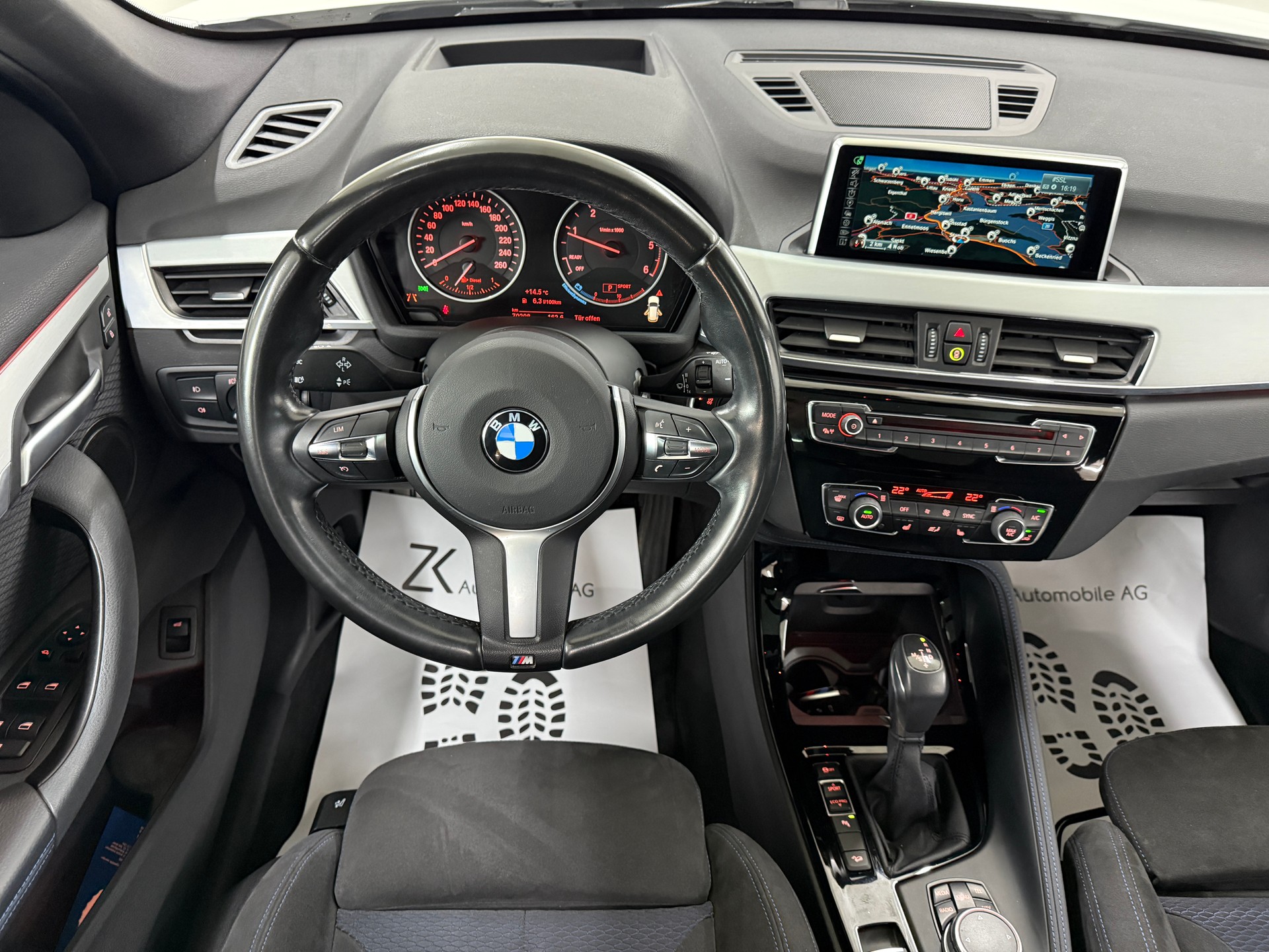 BMW X1 xDrive 25d M Sport 231PS Steptronic ★ Panoramadach ★ RF-Kamera ★ Head-Up-Display ★ Komfortzugang ★-image-11