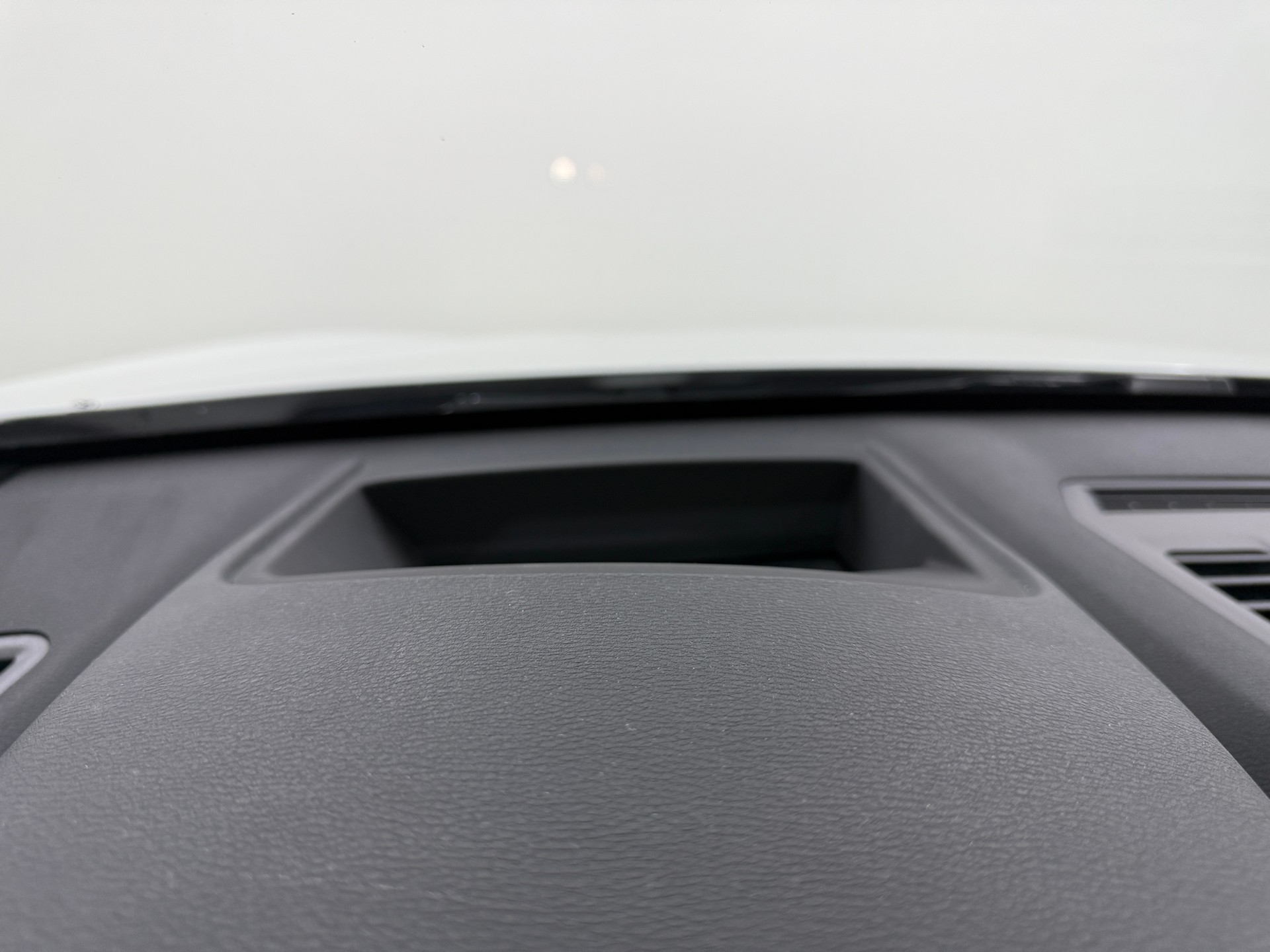 BMW X1 xDrive 25d M Sport 231PS Steptronic ★ Panoramadach ★ RF-Kamera ★ Head-Up-Display ★ Komfortzugang ★-image-16