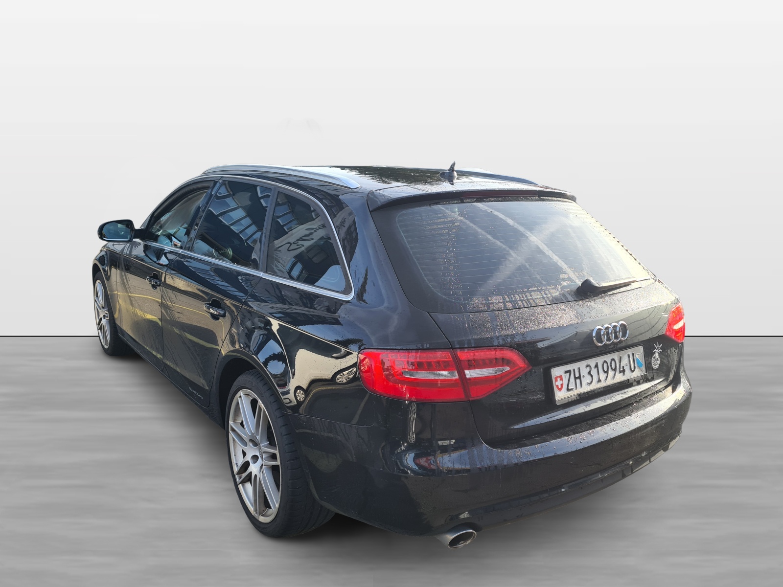AUDI A4 Avant 3.0 TDI quattro S-tronic-image-2