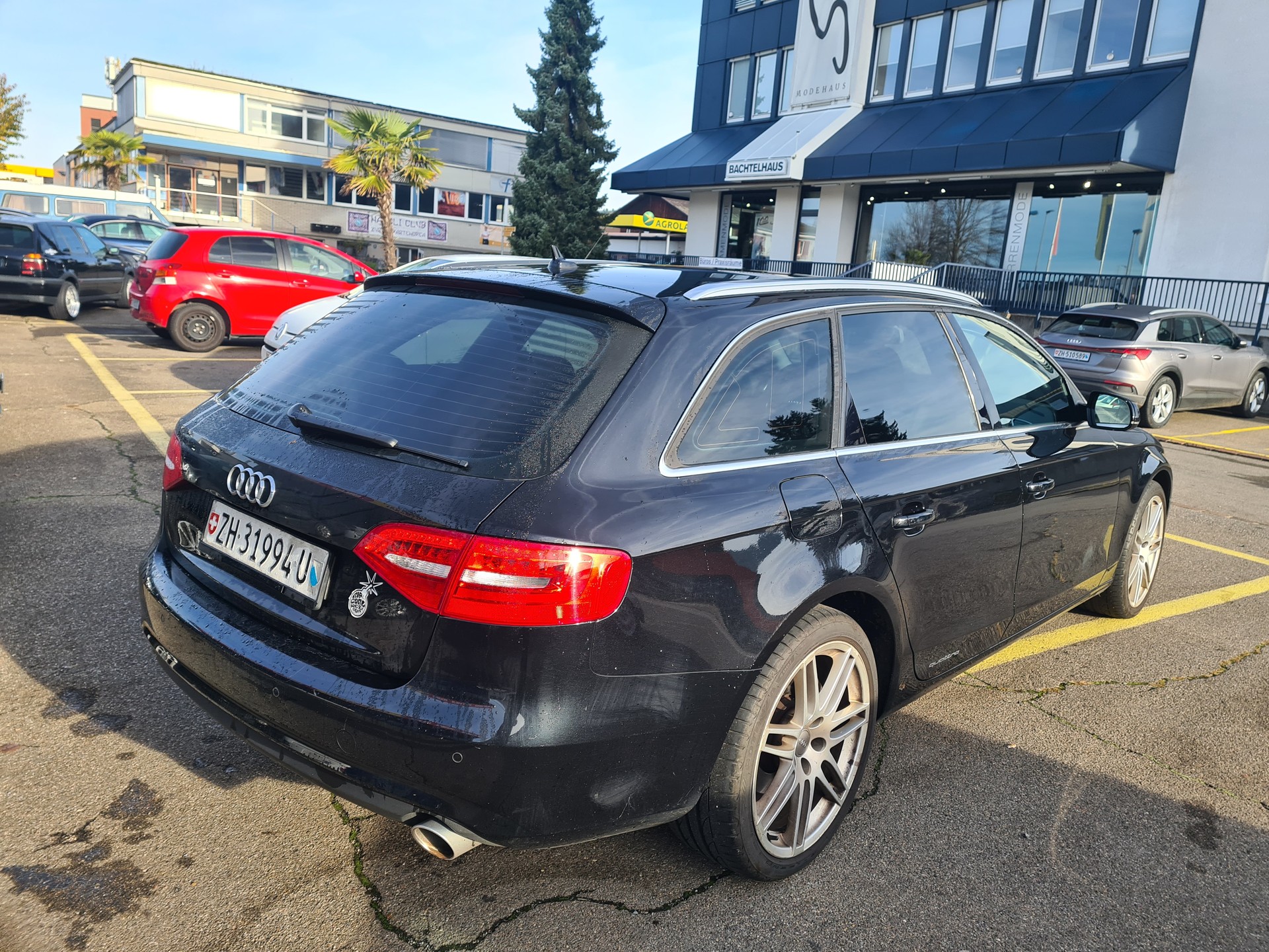 AUDI A4 Avant 3.0 TDI quattro S-tronic-image-1