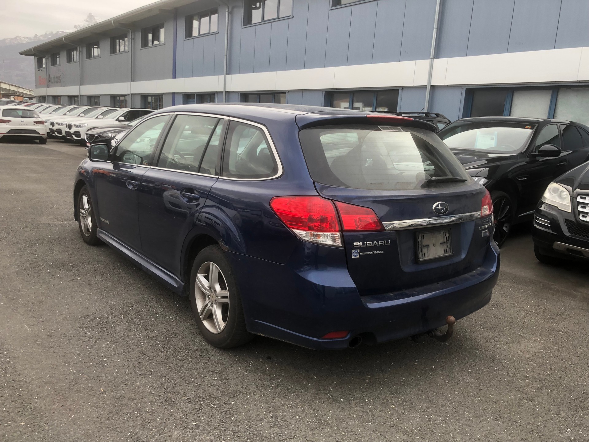 SUBARU Legacy 2.0D Swiss Special AWD-image-5