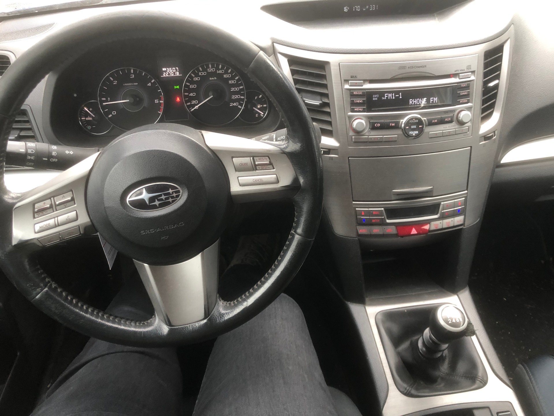 SUBARU Legacy 2.0D Swiss Special AWD-image-7