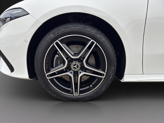 MERCEDES-BENZ A 250 e EQ Star 8G-DCT-image-6