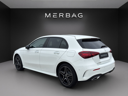 MERCEDES-BENZ A 250 e EQ Star 8G-DCT-image-3