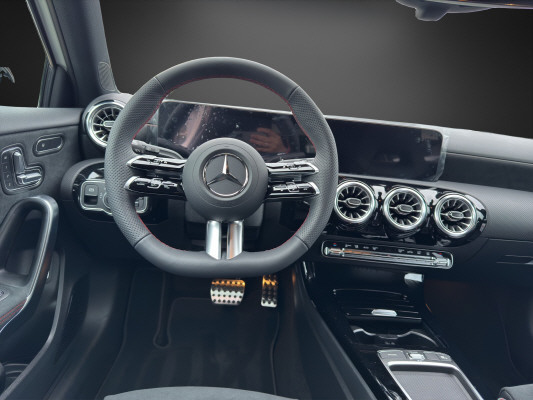 MERCEDES-BENZ A 250 e EQ Star 8G-DCT-image-7