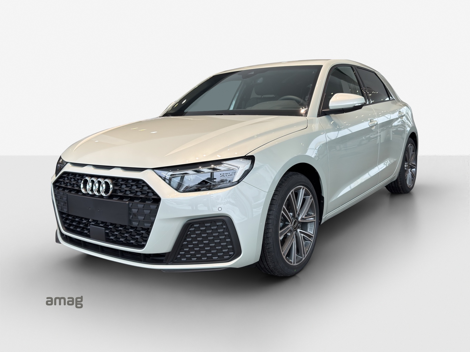 AUDI A1 Sportback 30 TFSI Attraction S-tronic-image-0