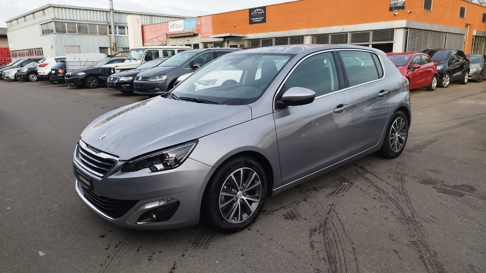 PEUGEOT 308 1.2 THP Allure Automatic-image-0