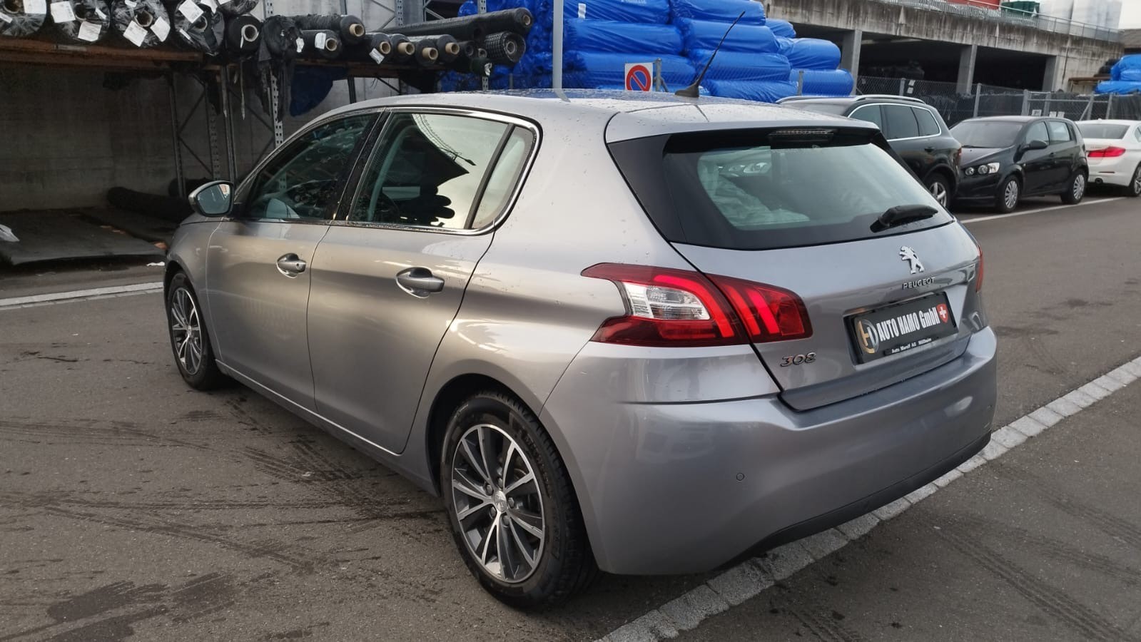 PEUGEOT 308 1.2 THP Allure Automatic-image-14