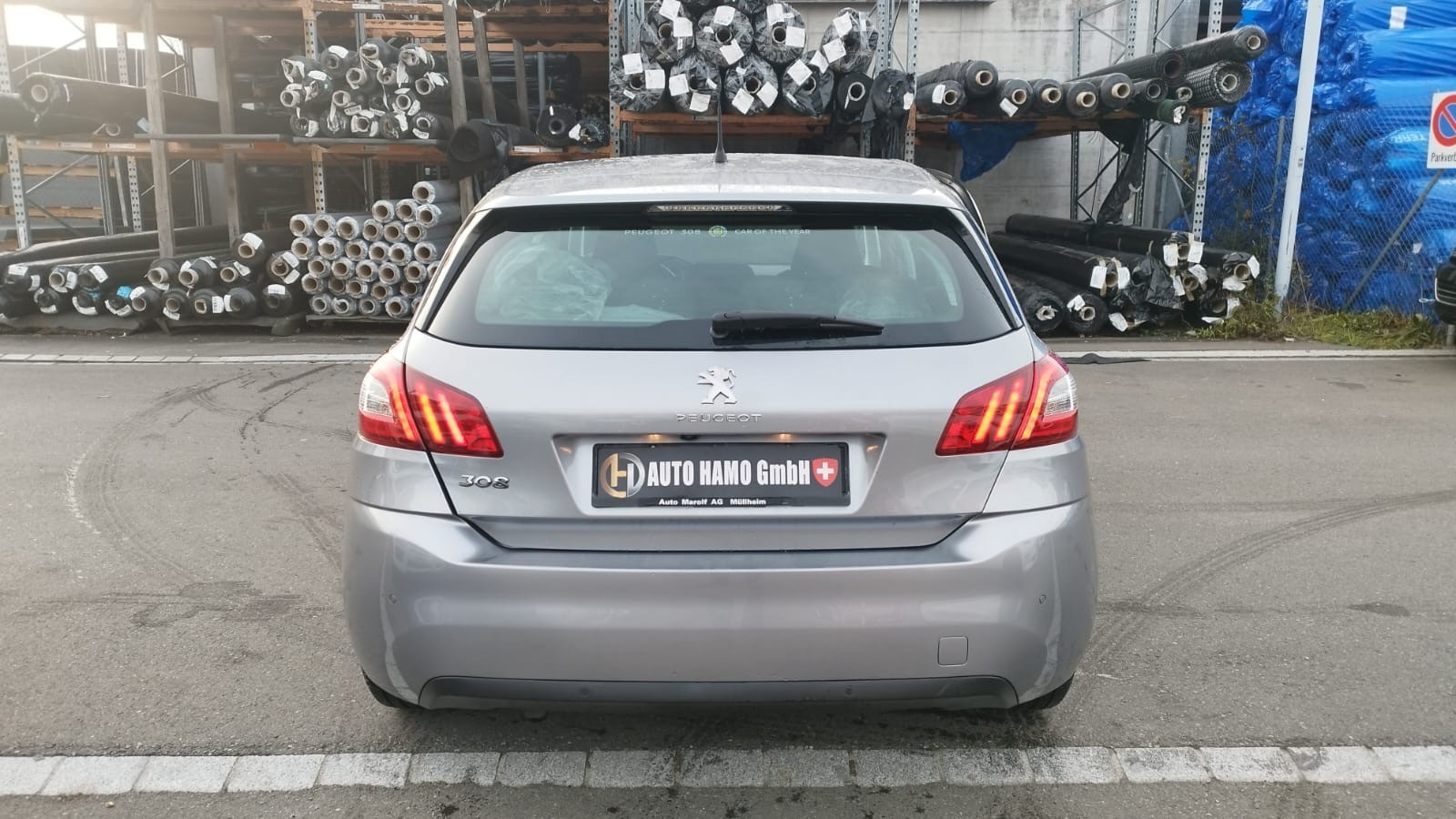 PEUGEOT 308 1.2 THP Allure Automatic-image-3