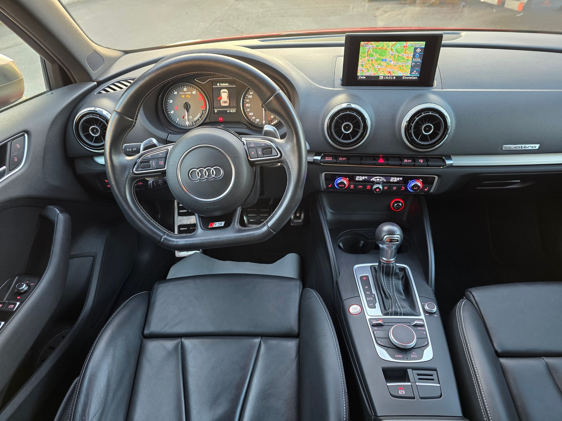 AUDI S3 Sportback 2.0 TFSI quattro S-tronic-image-16