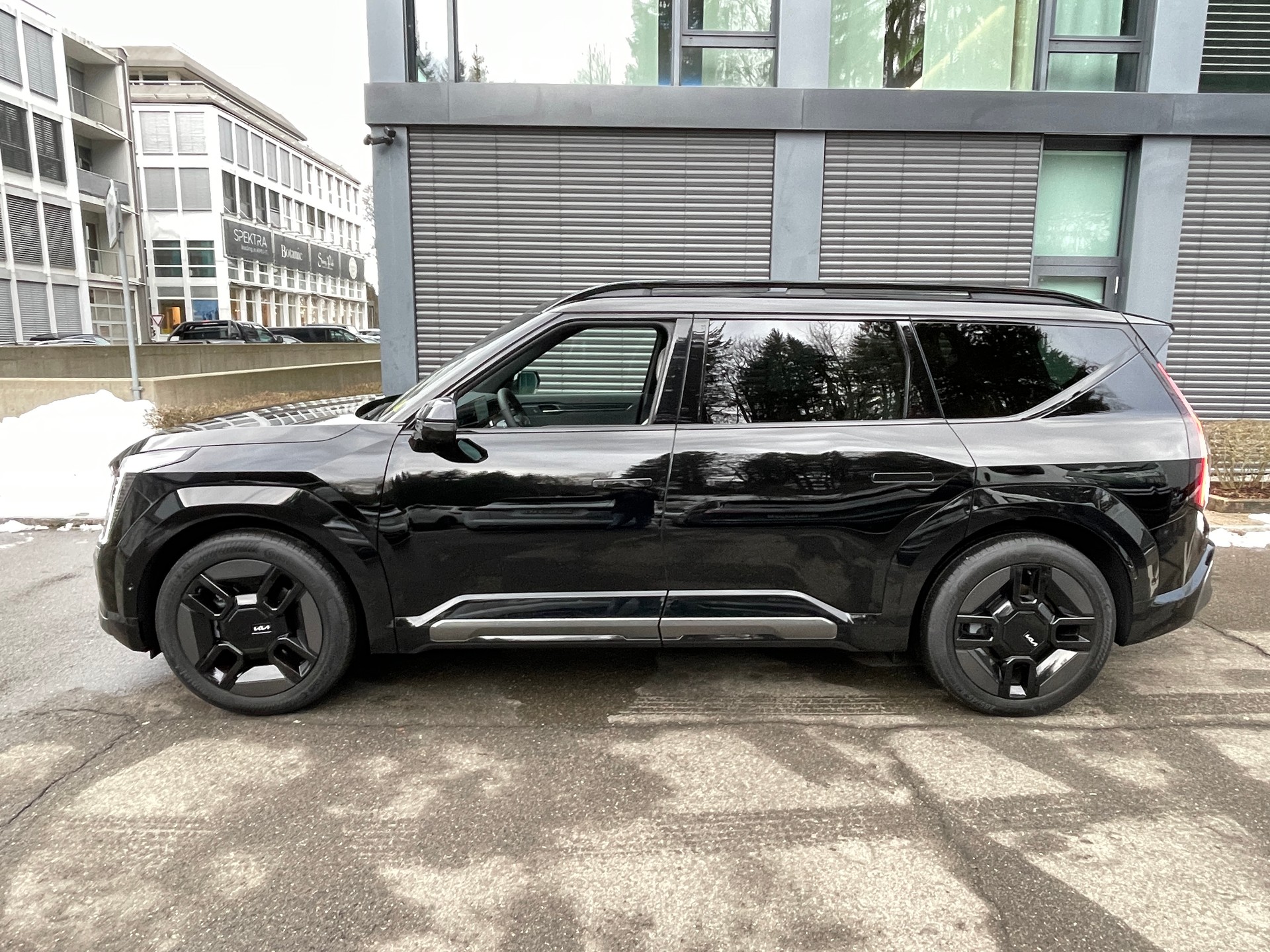 KIA EV9 99,8 kWh GT-Line 4x4 7-Sitzer mit Panoramadach-showroom-element-1