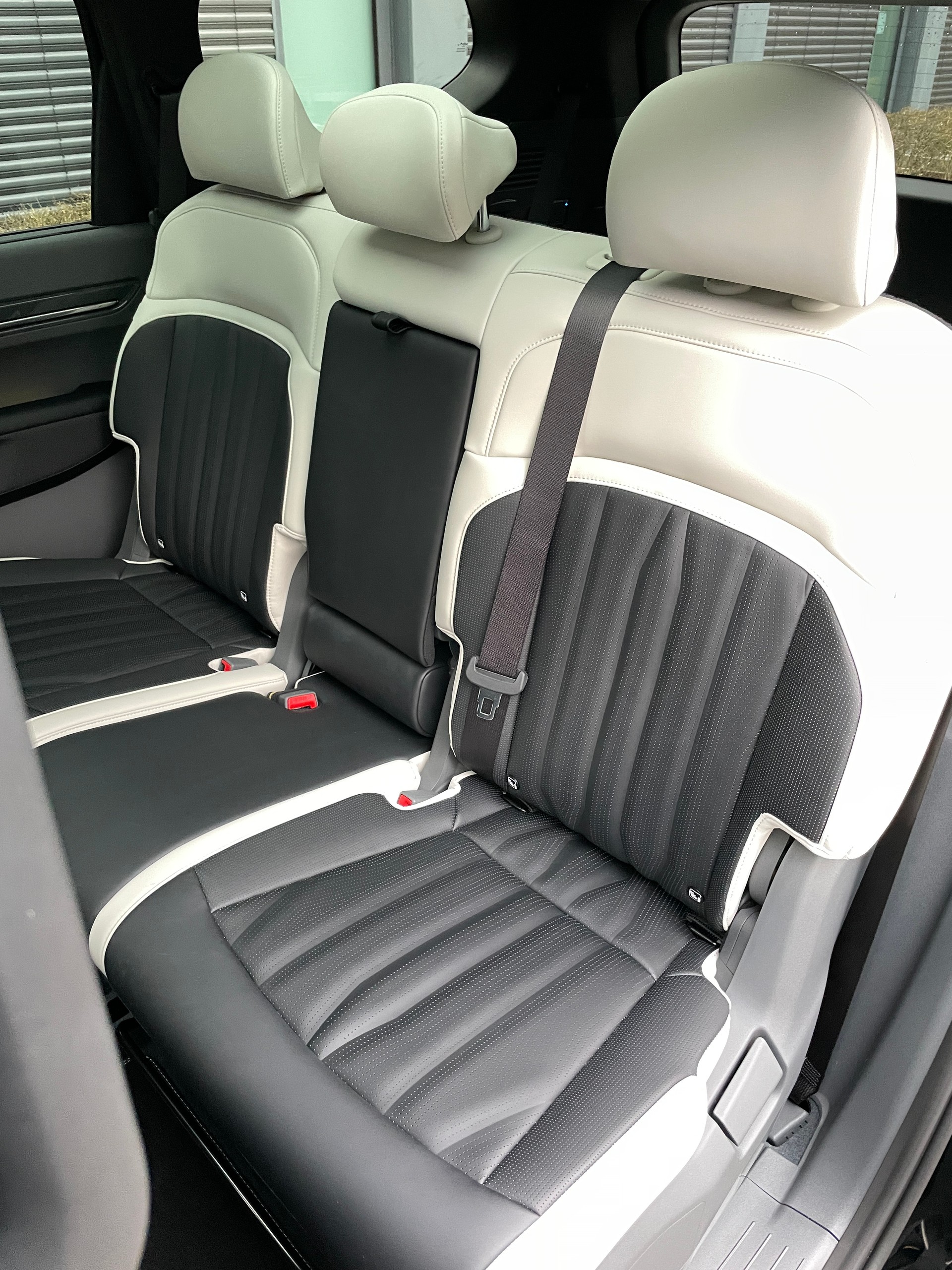 KIA EV9 99,8 kWh GT-Line 4x4 7-Sitzer mit Panoramadach-image-14