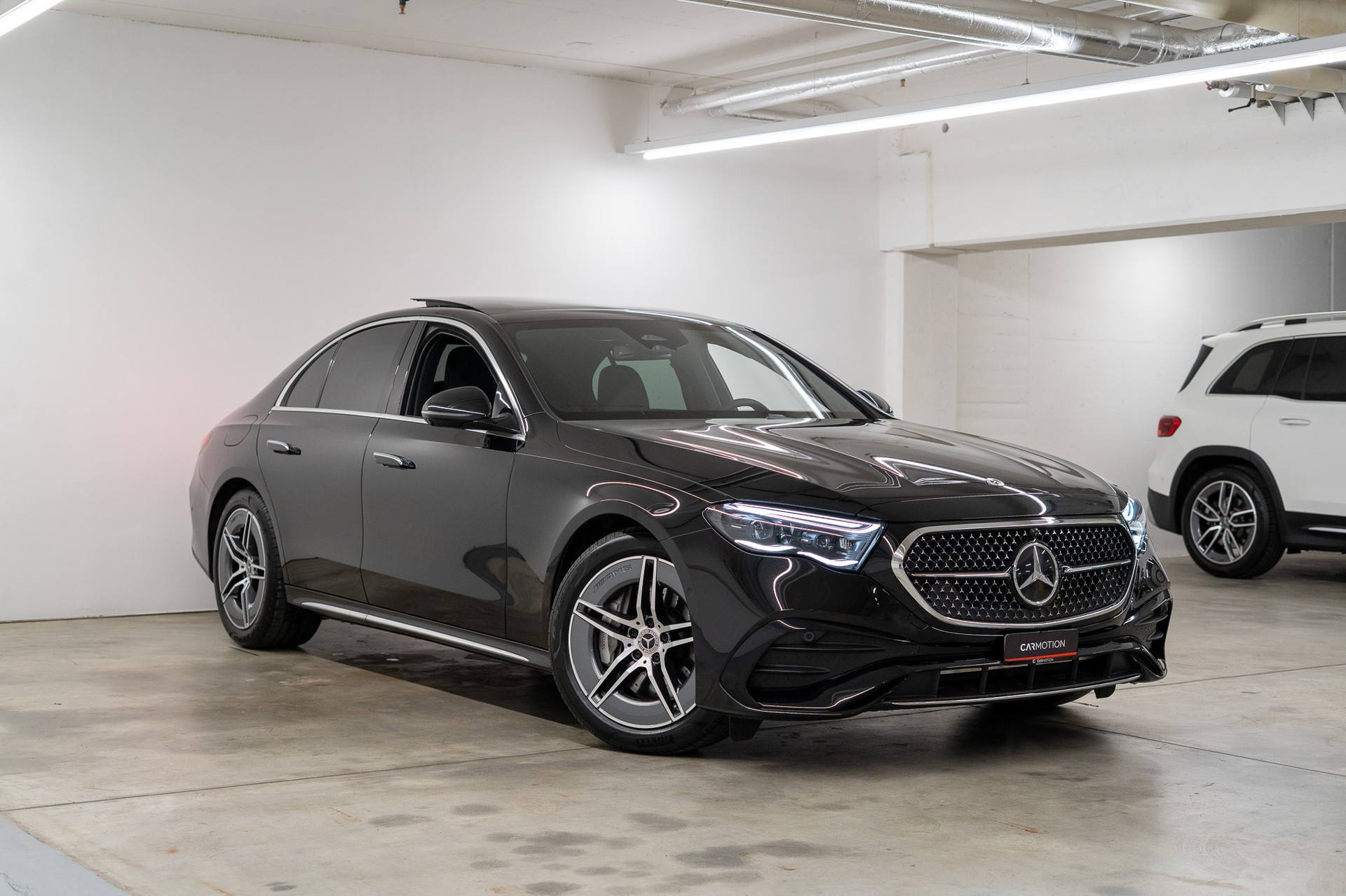 MERCEDES-BENZ E 450 AMG Line 4matic / Panorama-Schiebedach / 360° Kamera / Memory Sitze-image-2