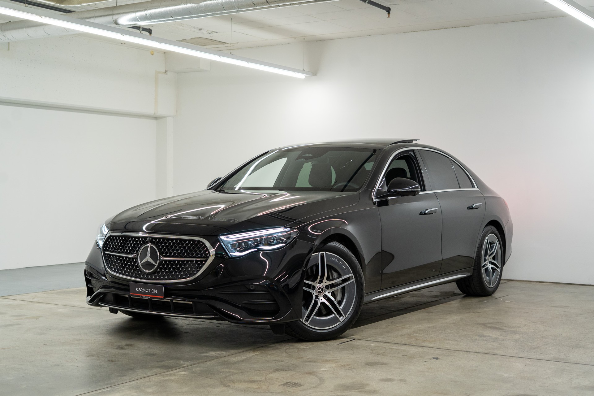 MERCEDES-BENZ E 450 AMG Line 4matic / Panorama-Schiebedach / 360° Kamera / Memory Sitze