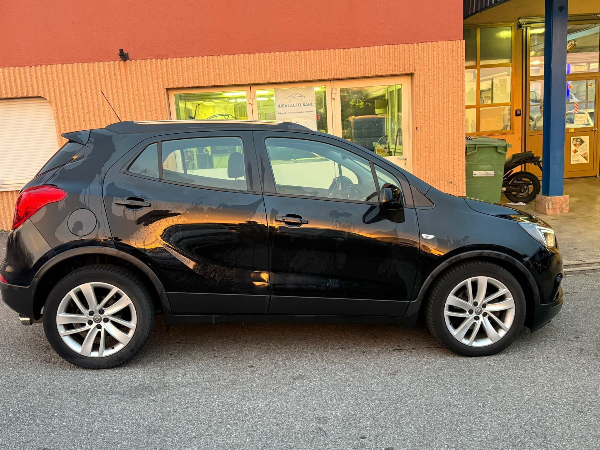 OPEL Mokka X 1.4i 16V Turbo Enjoy 4WD Automatik-image-3