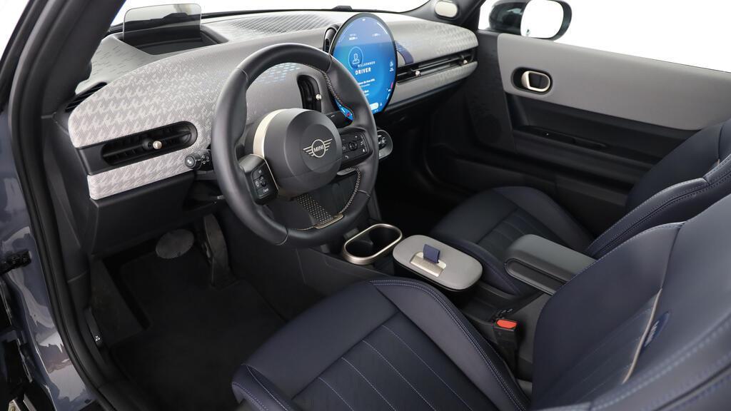 MINI Cooper S Cabrio-image-16