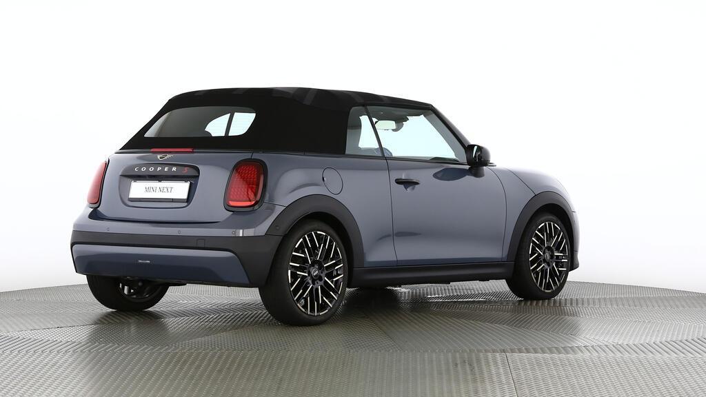 MINI Cooper S Cabrio-image-3
