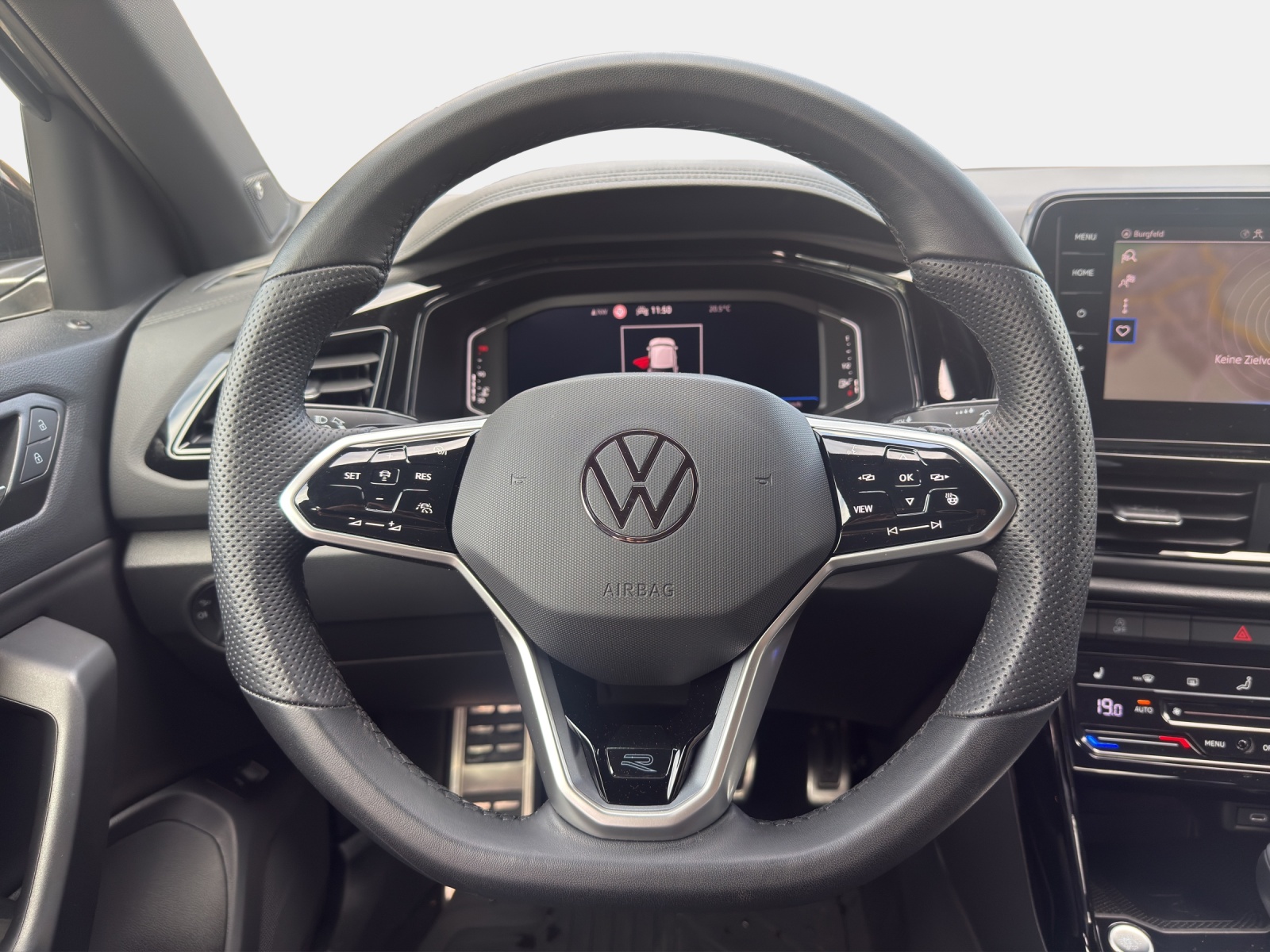 VW T-Roc 1.5TSI/150 R-Line-image-10