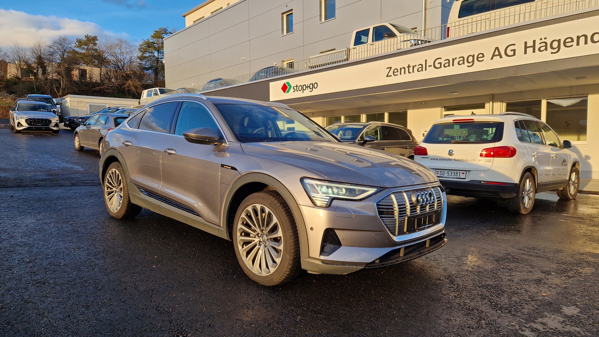 AUDI e-tron 50 Sportback quattro-image-0